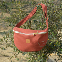 Charger l'image dans la galerie, EN STOCK Sac banane XXL - gabardine de coton rose-terracotta / zip double curseur blanc et doré