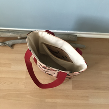 Charger l'image dans la galerie, Tote bag liège et rouge bordeaux à oeillets