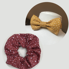 Charger l'image dans la galerie, Lot 1 chouchou + 1 noeud papillon • coton terracotta à pois #7 et coton jaune à pois #5