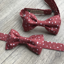 Charger l'image dans la galerie, Noeud papillon adulte en coton BIO #7 (rouge terracotta à pois)