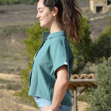Charger l'image dans la galerie, Réalisé sur commande - Chemisette 100% fait main - lin lavé fabriqué en France - coloris eucalyptus