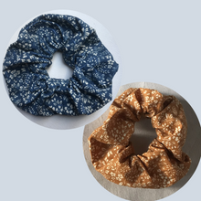 Charger l'image dans la galerie, Lot de 2 chouchous adultes - coton bleu marine #1 et coton ocre #2