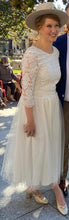 Charger l'image dans la galerie, Commande spéciale réalisée en modèle unique - jupe de mariée en satin et tulle couleur ivoire