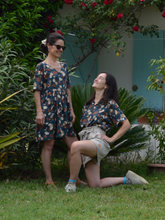 Charger l'image dans la galerie, Commande spéciale en modèle unique - robe col V à manches 3/4 en viscose éco-responsable