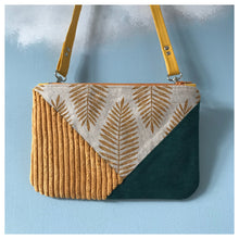 Charger l'image dans la galerie, Pochette Melito en velours à palmes d'or