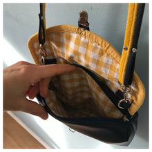 Charger l'image dans la galerie, Pochette cartable RÉTRO bleu marine et jaune à 2 compartiments