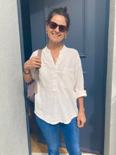 Charger l'image dans la galerie, Commande spéciale réalisée en modèle unique - chemise Alphonse (Make my lemonade) en double gaze biologique écrue