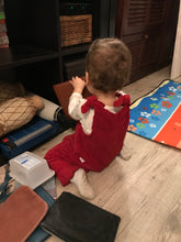 Charger l'image dans la galerie, Commande spéciale en modèle unique - Salopette bébé - velours côtelé rouge