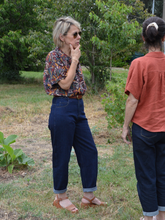 Charger l'image dans la galerie, ÉPUISÉ - Jean "mom" taille haute à finitions dorées