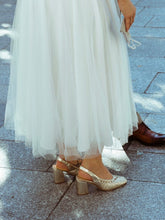 Charger l'image dans la galerie, Commande spéciale réalisée en modèle unique - jupe de mariée en satin et tulle couleur ivoire