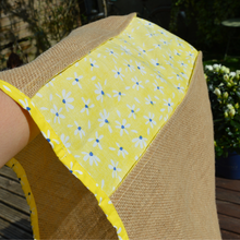 Charger l'image dans la galerie, EN STOCK Sac de plage / cabas XXL en toile de jute et coton bio - motif marguerites jaunes