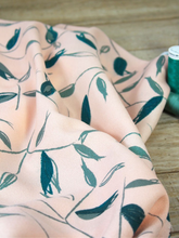 Charger l'image dans la galerie, Jupe cercle mi-longue - taille semi-mesure fabriquée sur commande - viscose "Avena nude" tissée au Portugal