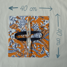 Charger l'image dans la galerie, Sac à tarte à fleurs XXL bleues et moutarde / intérieur écru