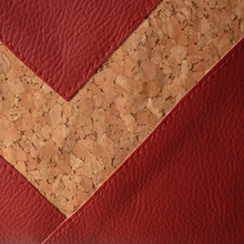 Charger l'image dans la galerie, 1 EXEMPLAIRE EN STOCK Pochette Victoire rouge bordeaux et liège