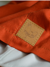 Charger l'image dans la galerie, ÉPUISÉ Short paperbag 100% fait main - crêpe de viscose éco-responsable certifié Ecovero™ - coloris tangerine