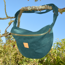 Charger l&#39;image dans la galerie, EN STOCK Sac banane XXL - gabardine de coton vert forêt / zip vert forêt
