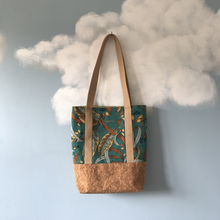 Charger l&#39;image dans la galerie, Tote bag liège et camel à motifs savane
